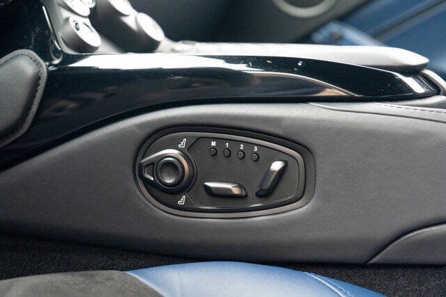 2022 Aston Martin Vantage