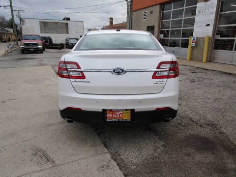 2016 Ford Taurus SEL