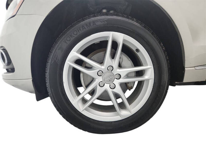 2017 Audi Q5 2.0T quattro Premium Plus