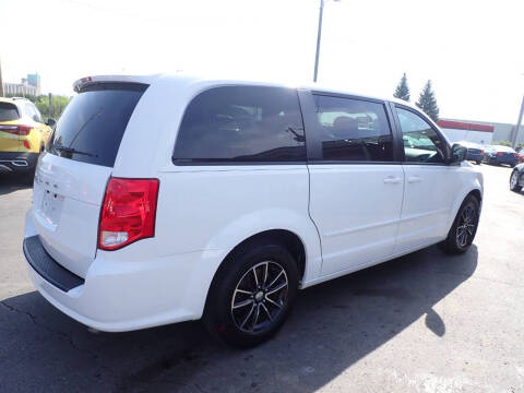 2015 Dodge Grand Caravan SE