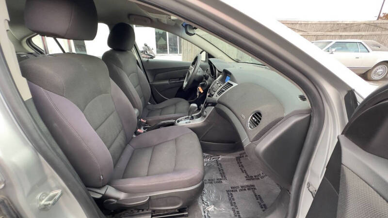 2012 Chevrolet Cruze LT Fleet