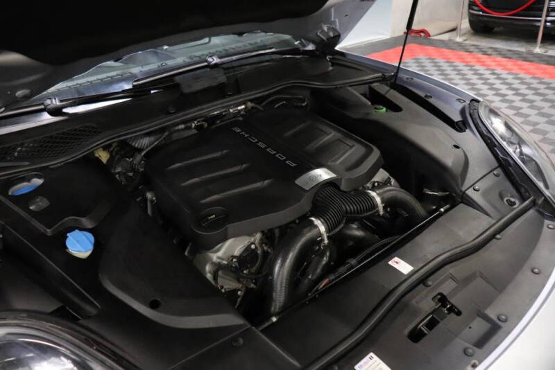 2018 Porsche Cayenne S