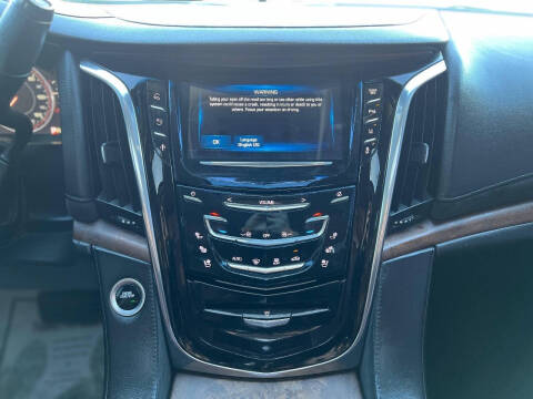 2015 Cadillac Escalade ESV Luxury