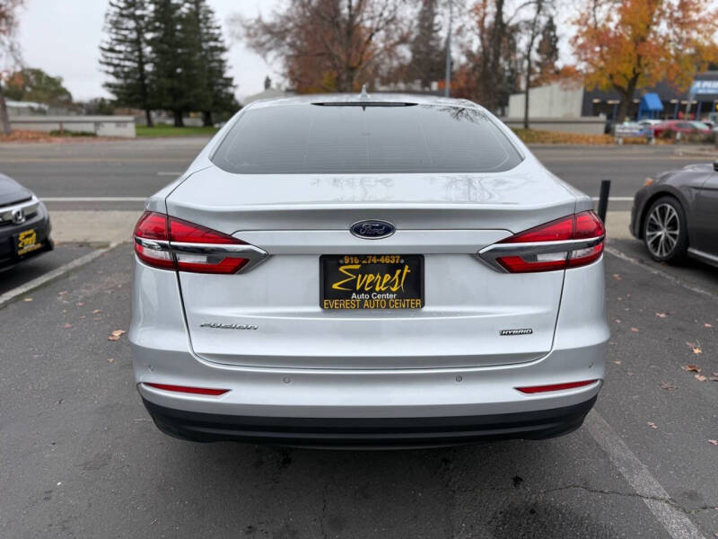 2019 Ford Fusion Hybrid SE