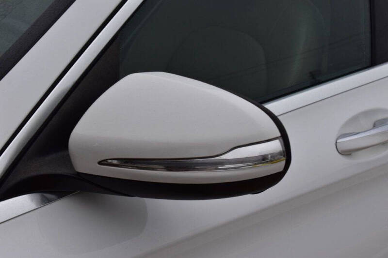 2015 Mercedes-Benz C-Class C 300