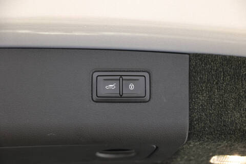 2020 Bentley Bentayga Hybrid