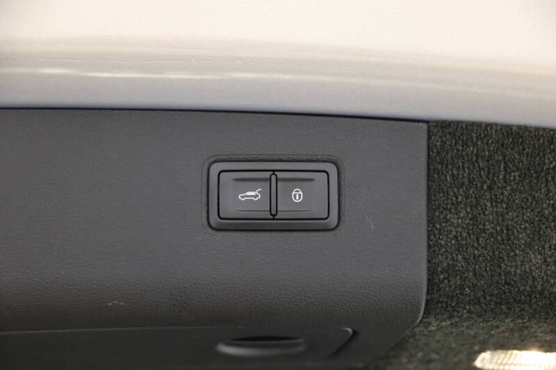 2020 Bentley Bentayga Hybrid