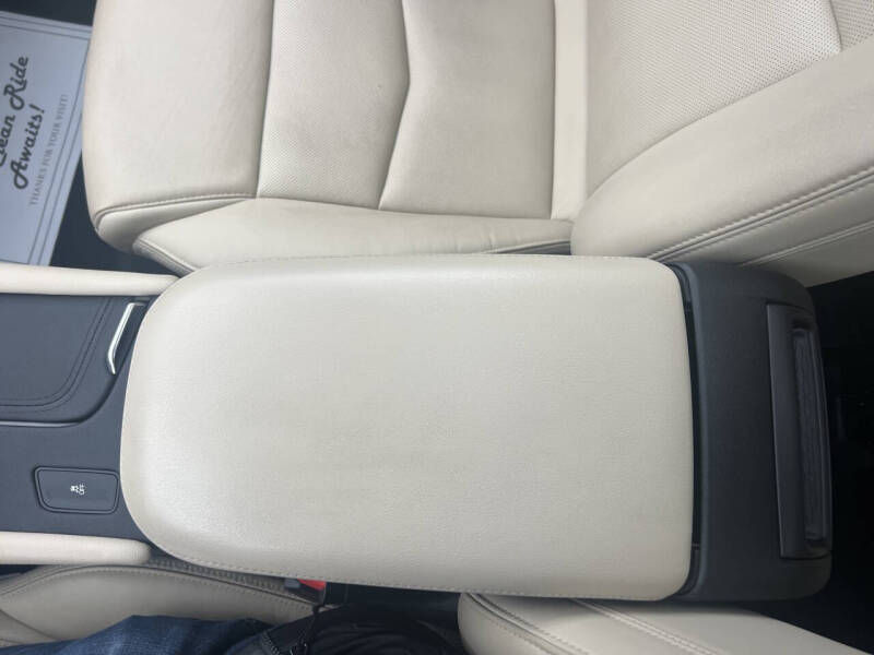 2019 Cadillac XT5 Luxury