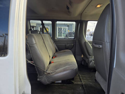 2016 Chevrolet Express LT 2500
