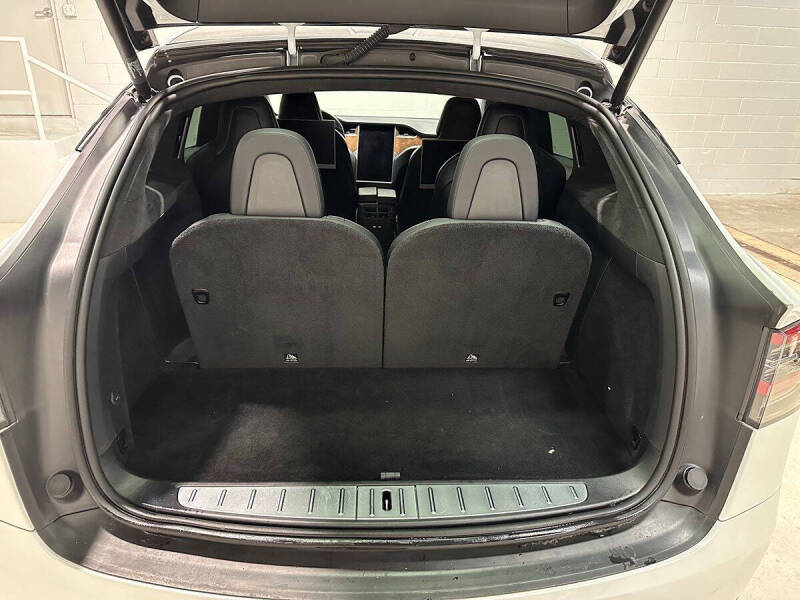 2019 Tesla Model X Long Range