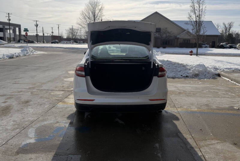 2020 Ford Fusion SEL