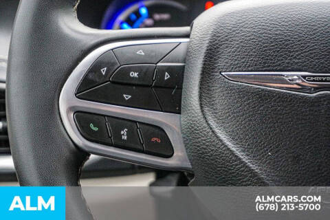 2024 Chrysler Pacifica Plug-In Hybrid Select