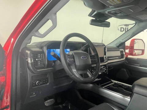 2025 Ford F-450 Super Duty Lariat