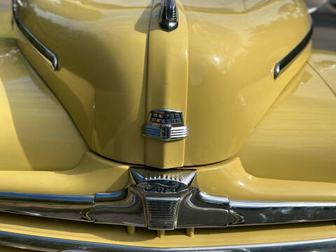 1948 Ford Super Deluxe