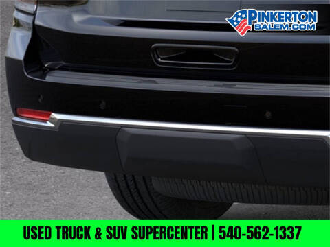 2025 Chevrolet Suburban LS