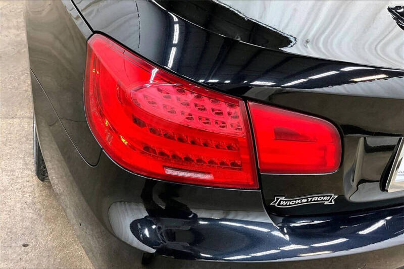 2012 BMW 3 Series 328i