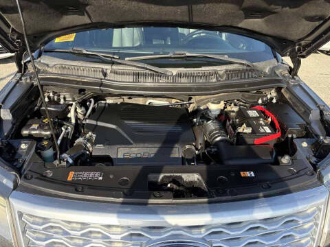 2017 Ford Explorer Platinum
