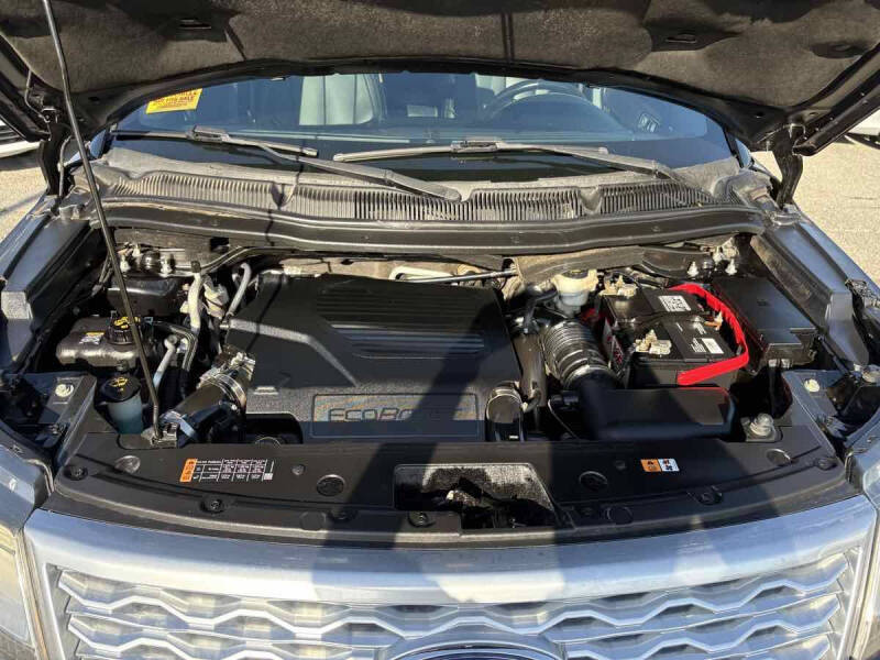 2017 Ford Explorer Platinum