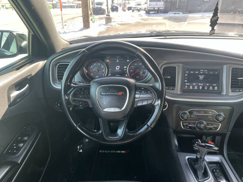 2019 Dodge Charger SXT