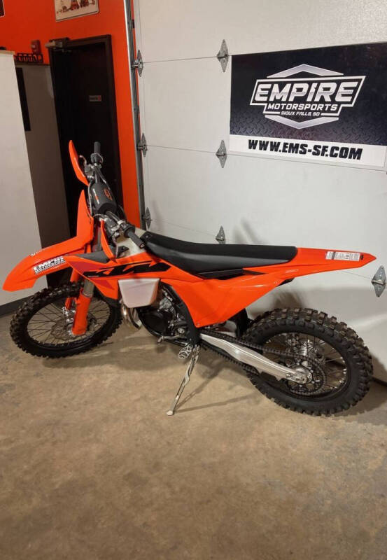 2025 KTM 250 XC