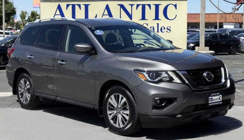 2020 Nissan Pathfinder SV