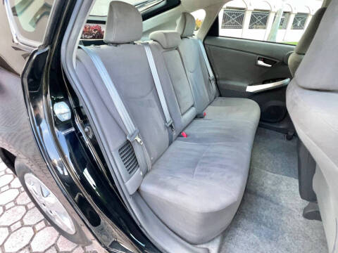 2010 Toyota Prius II