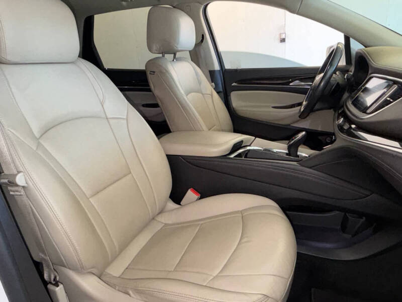 2018 Buick Enclave Essence