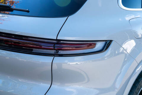 2024 Porsche Cayenne