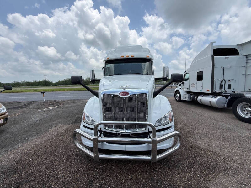 2023 Peterbilt 579