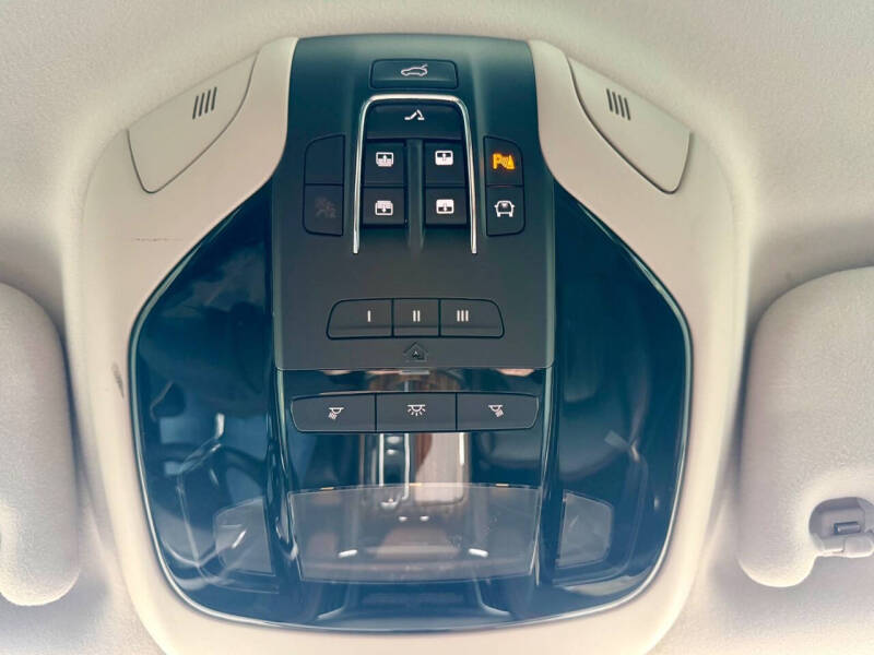 2017 Maserati Levante
