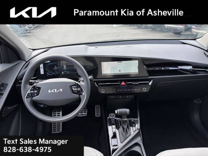 2025 Kia Niro EX Touring