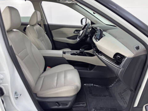 2022 Nissan Rogue SL