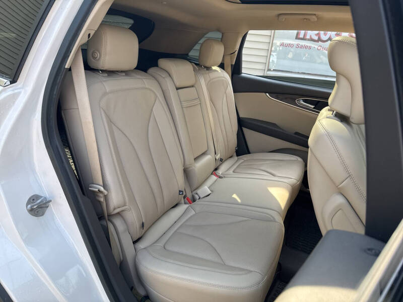 2019 Lincoln Nautilus Reserve