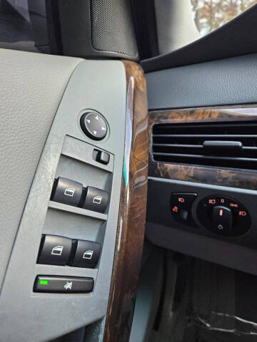 2004 BMW 5 Series 525i