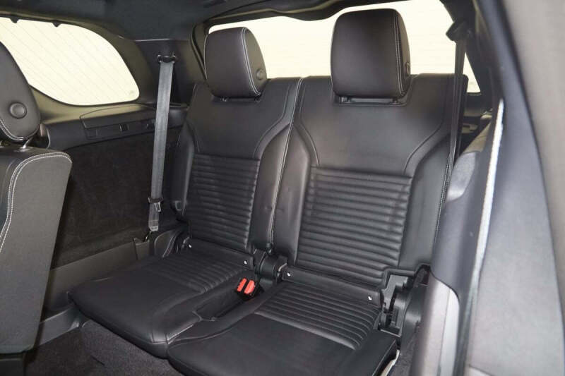 2023 Land Rover Discovery P360 S R-Dynamic