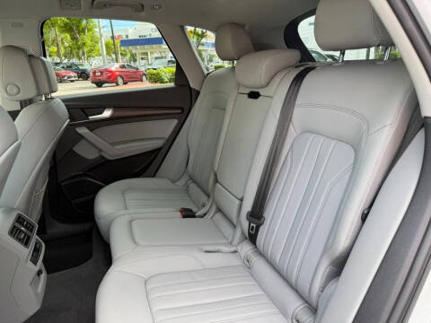 2022 Audi Q5 quattro S line Prem Plus 45 TFSI