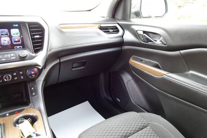 2018 GMC Acadia SLE-2