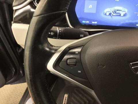 2015 Tesla Model S 70