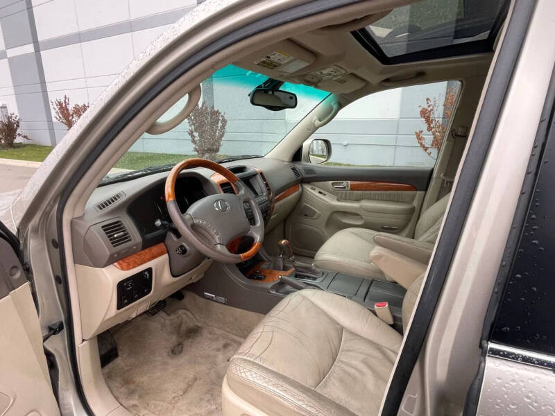 2004 Lexus GX 470