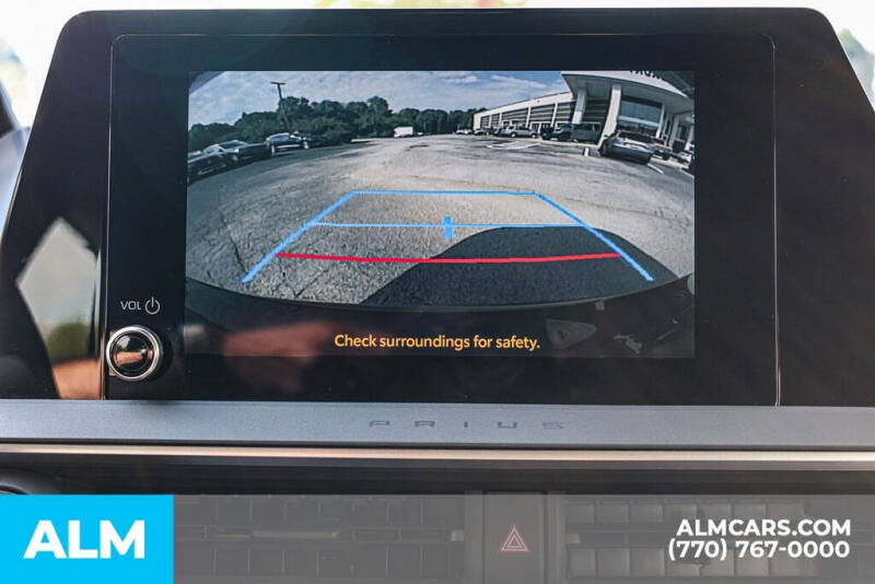 2025 Toyota Prius XLE