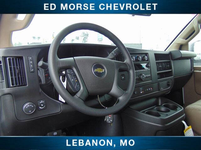 2025 Chevrolet Express 2500