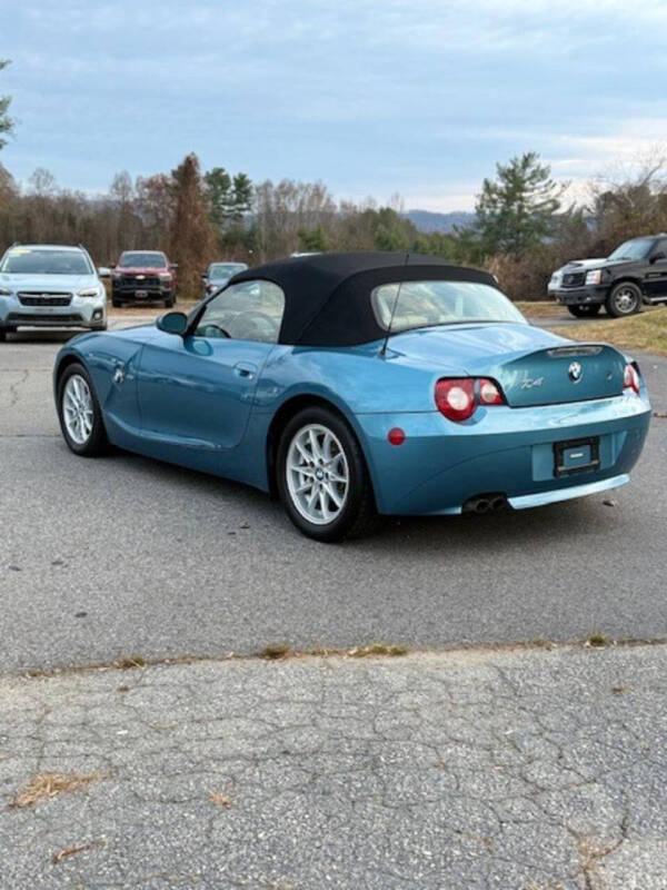 2005 BMW Z4 2.5i