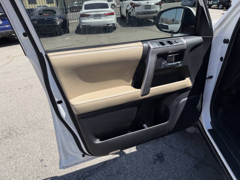2016 Toyota 4Runner SR5