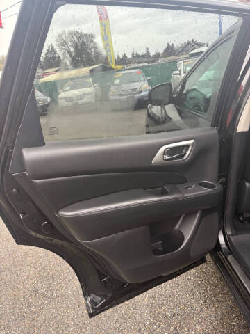 2014 Nissan Pathfinder S