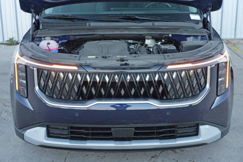 2025 Kia Carnival LXS