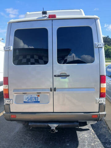 2004 Dodge Sprinter 2500