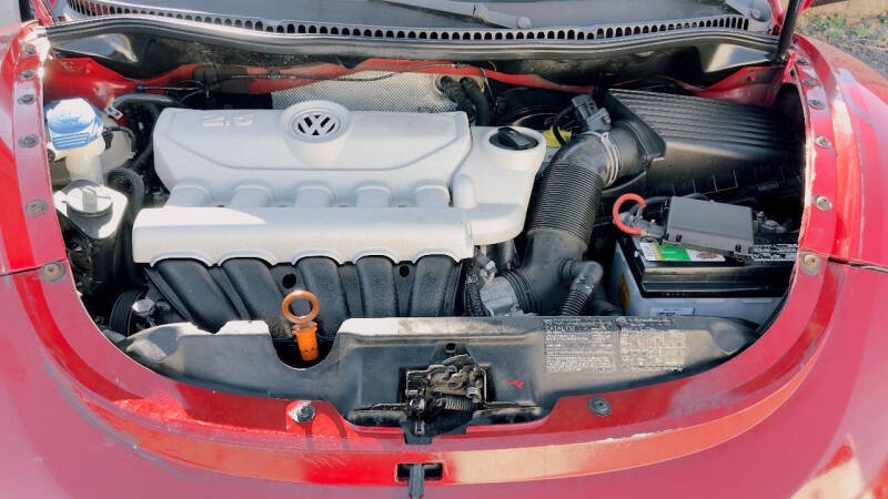 2010 Volkswagen New Beetle Base PZEV