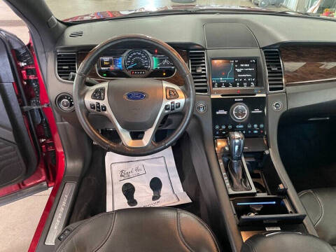2017 Ford Taurus Limited