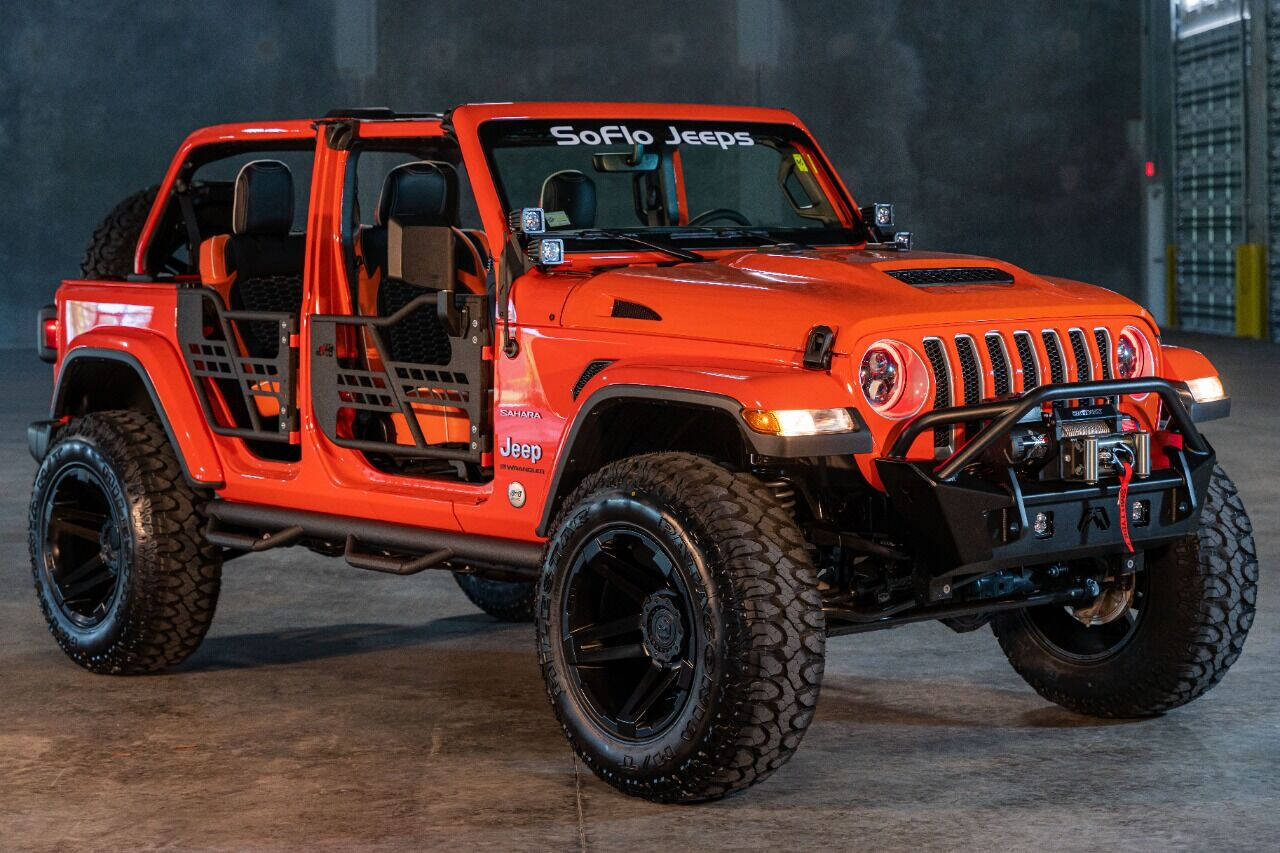 2018 JEEP Wrangler SUV / Crossover - $47,999