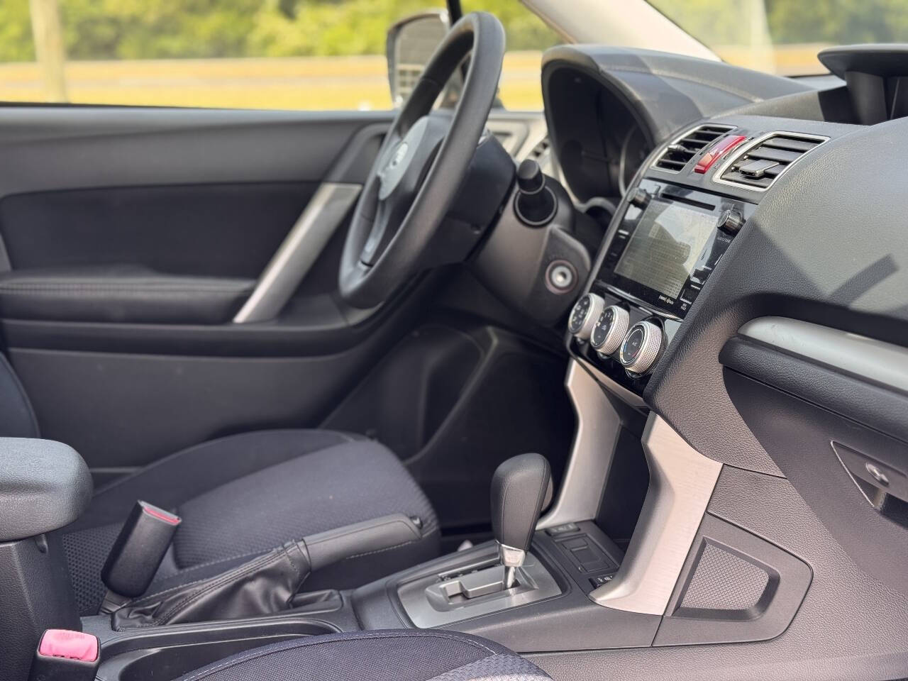 2016 Subaru Forester i Premium - Photo 16